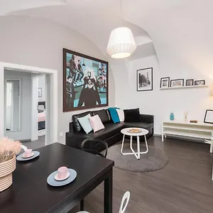  Apartment Napoleon